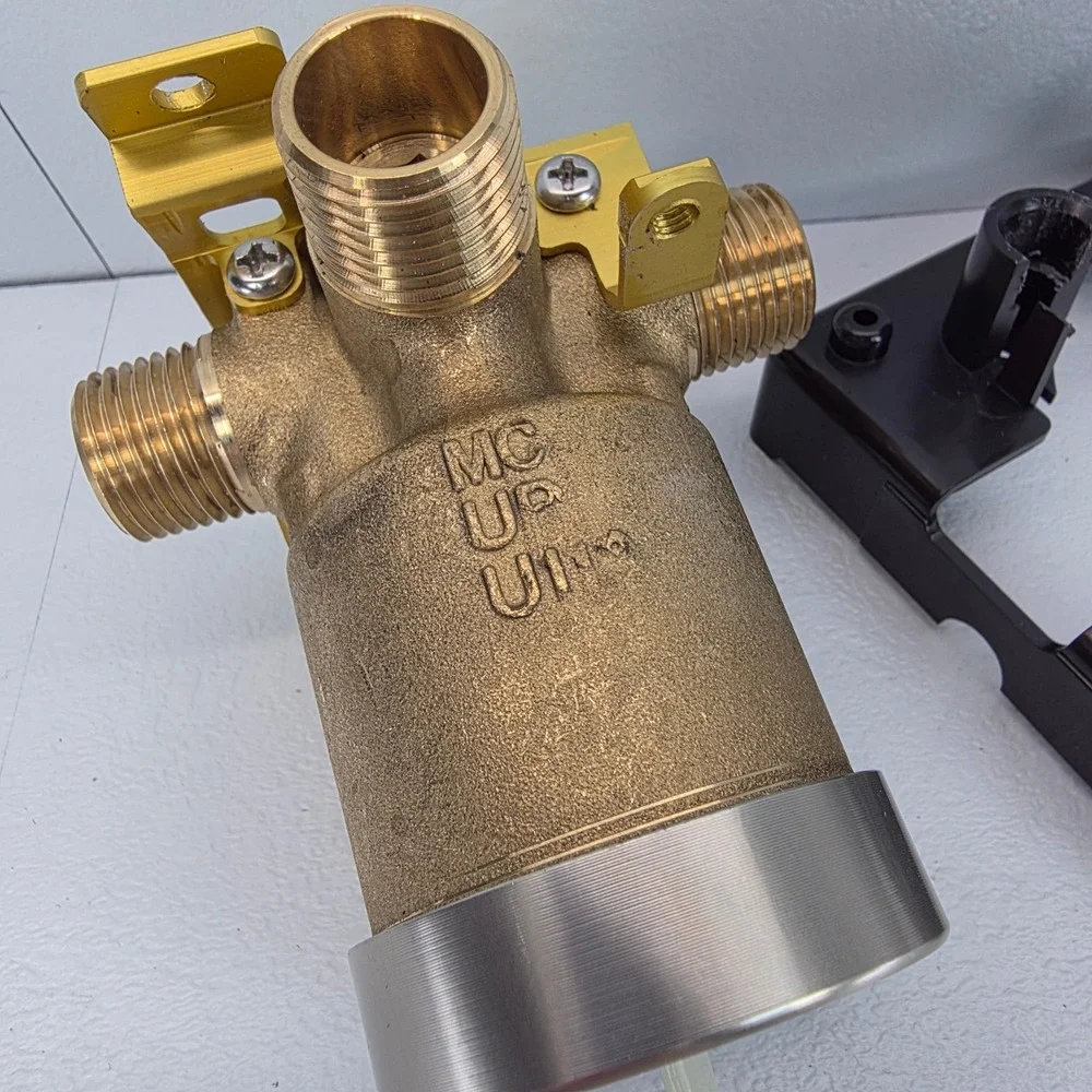 Mixing Rough In Valve Brass Mounting Bracket IPS PEX Universal Connection Delta‎